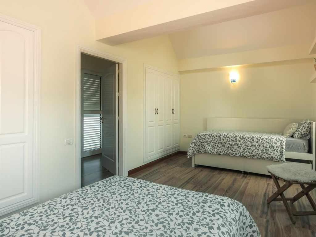 Nuria, Con Piscina Privada Holiday home *